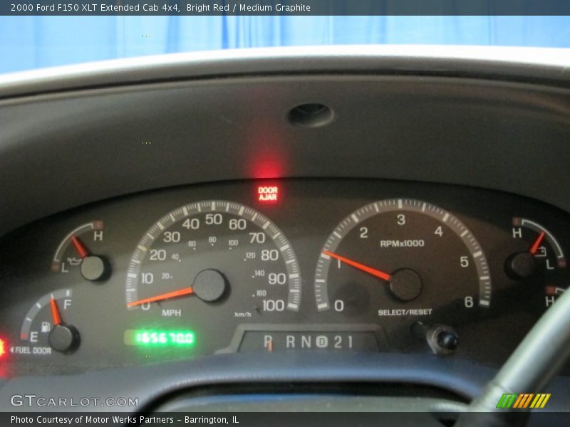 Bright Red / Medium Graphite 2000 Ford F150 XLT Extended Cab 4x4