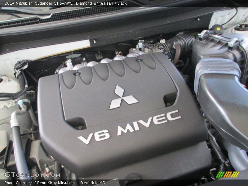 Diamond White Pearl / Black 2014 Mitsubishi Outlander GT S-AWC