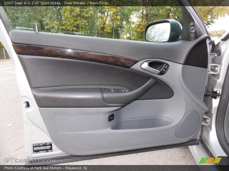 Silver Metallic / Black/Gray 2007 Saab 9-3 2.0T Sport Sedan