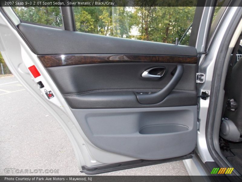 Silver Metallic / Black/Gray 2007 Saab 9-3 2.0T Sport Sedan