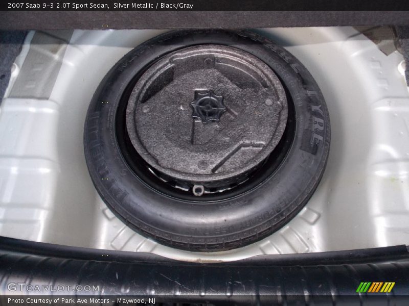 Silver Metallic / Black/Gray 2007 Saab 9-3 2.0T Sport Sedan