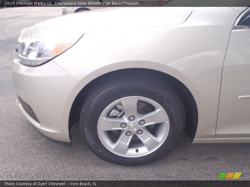 Champagne Silver Metallic / Jet Black/Titanium 2014 Chevrolet Malibu LS