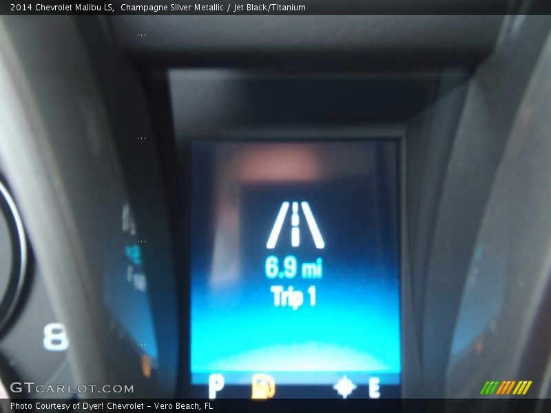 Champagne Silver Metallic / Jet Black/Titanium 2014 Chevrolet Malibu LS