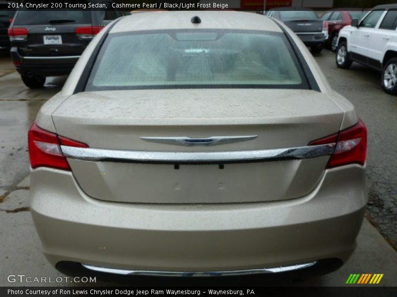 Cashmere Pearl / Black/Light Frost Beige 2014 Chrysler 200 Touring Sedan