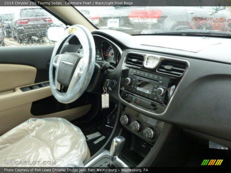 Cashmere Pearl / Black/Light Frost Beige 2014 Chrysler 200 Touring Sedan