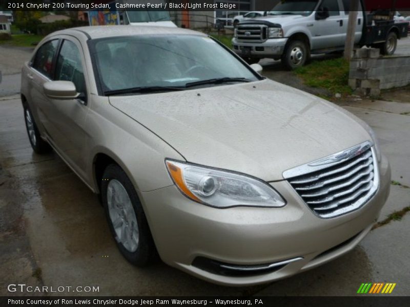 Cashmere Pearl / Black/Light Frost Beige 2014 Chrysler 200 Touring Sedan