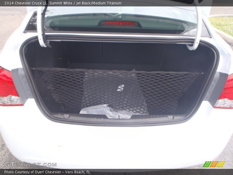 Summit White / Jet Black/Medium Titanium 2014 Chevrolet Cruze LS