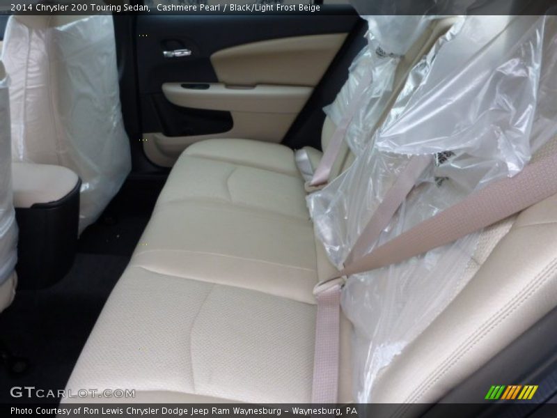 Cashmere Pearl / Black/Light Frost Beige 2014 Chrysler 200 Touring Sedan