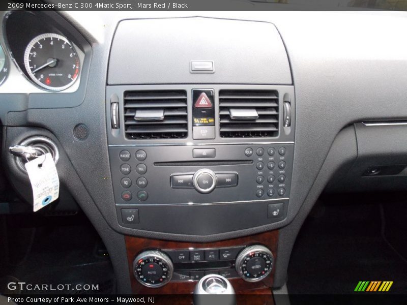 Controls of 2009 C 300 4Matic Sport