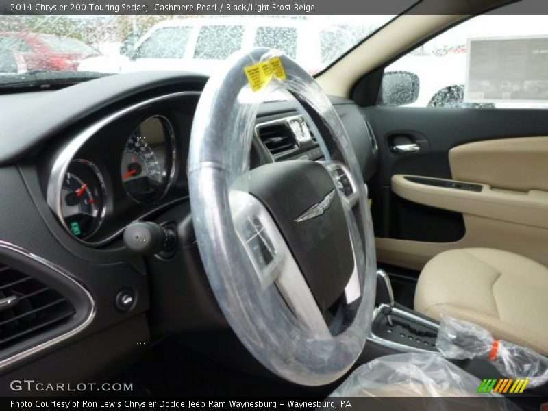 Cashmere Pearl / Black/Light Frost Beige 2014 Chrysler 200 Touring Sedan