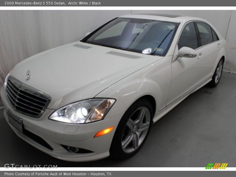 Arctic White / Black 2009 Mercedes-Benz S 550 Sedan