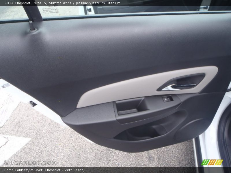 Summit White / Jet Black/Medium Titanium 2014 Chevrolet Cruze LS