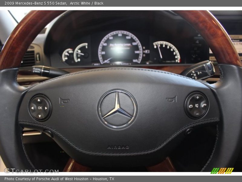 Arctic White / Black 2009 Mercedes-Benz S 550 Sedan