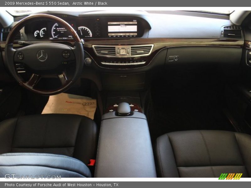 Arctic White / Black 2009 Mercedes-Benz S 550 Sedan