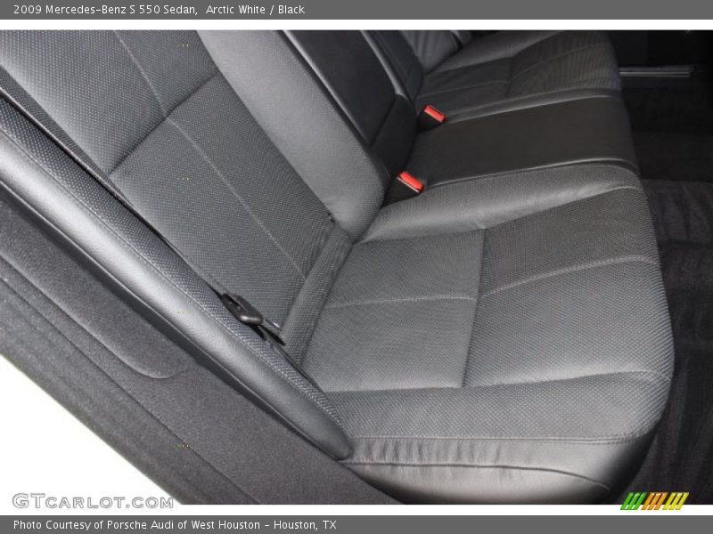 Arctic White / Black 2009 Mercedes-Benz S 550 Sedan