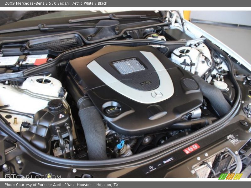 Arctic White / Black 2009 Mercedes-Benz S 550 Sedan