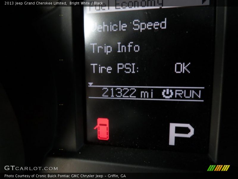 Bright White / Black 2013 Jeep Grand Cherokee Limited