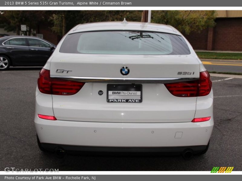 Alpine White / Cinnamon Brown 2013 BMW 5 Series 535i Gran Turismo