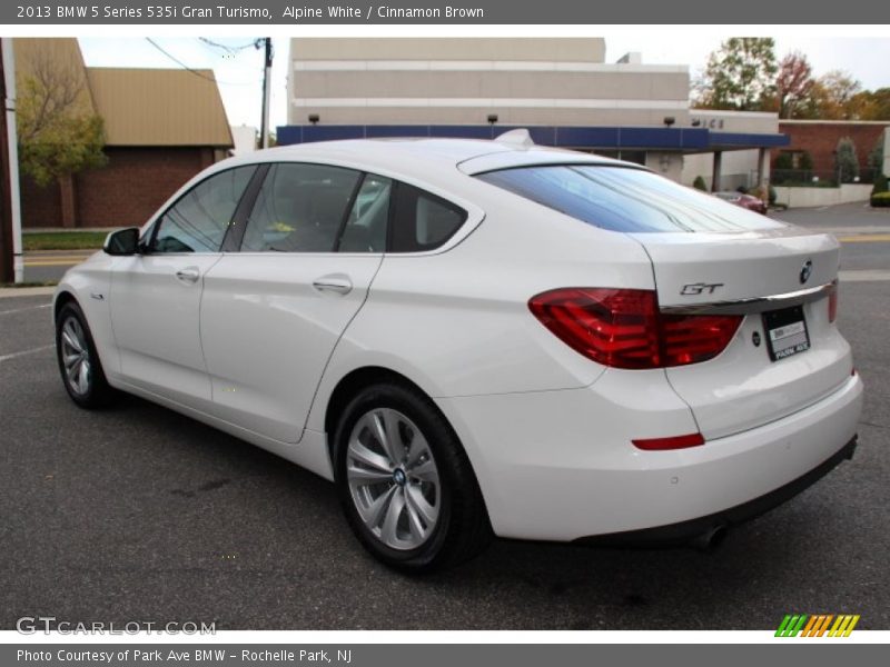 Alpine White / Cinnamon Brown 2013 BMW 5 Series 535i Gran Turismo