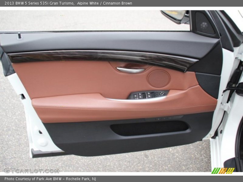 Alpine White / Cinnamon Brown 2013 BMW 5 Series 535i Gran Turismo