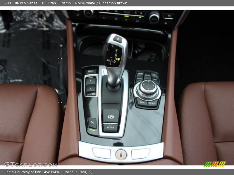 Alpine White / Cinnamon Brown 2013 BMW 5 Series 535i Gran Turismo