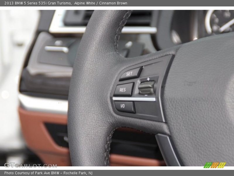 Alpine White / Cinnamon Brown 2013 BMW 5 Series 535i Gran Turismo