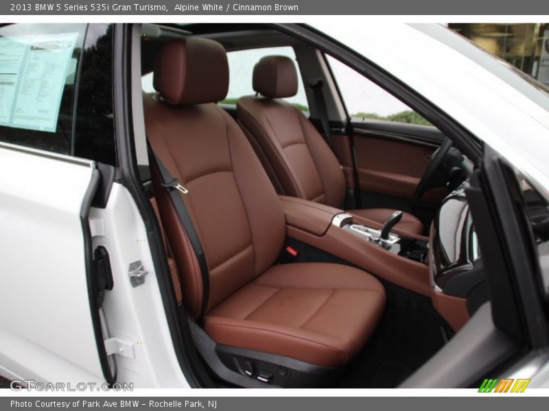 Alpine White / Cinnamon Brown 2013 BMW 5 Series 535i Gran Turismo