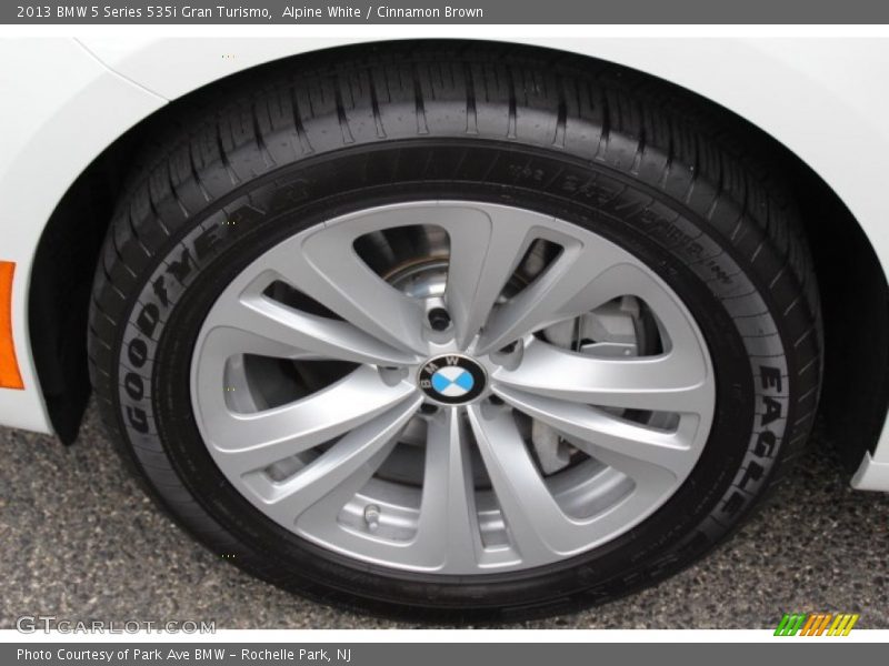 Alpine White / Cinnamon Brown 2013 BMW 5 Series 535i Gran Turismo