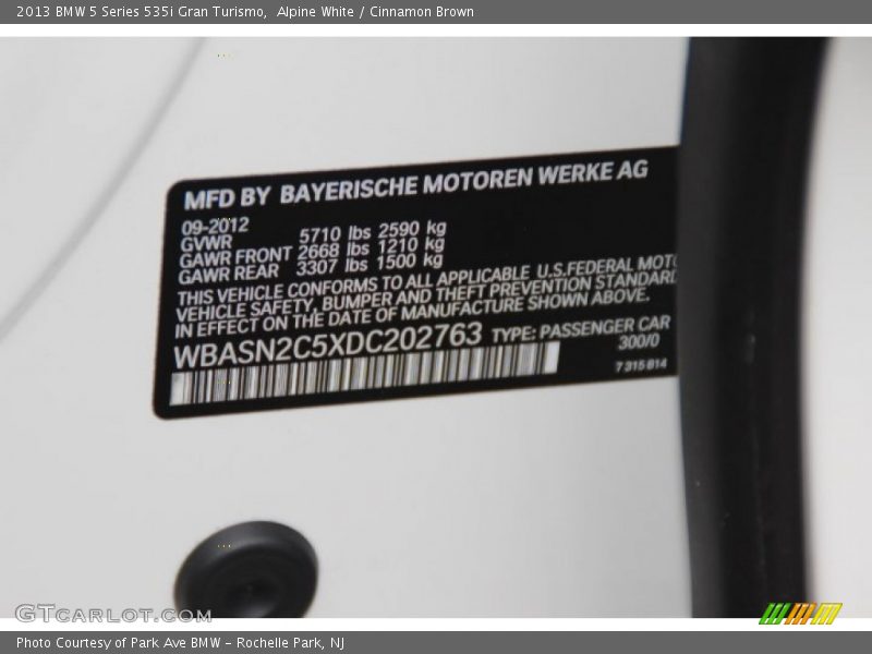Alpine White / Cinnamon Brown 2013 BMW 5 Series 535i Gran Turismo