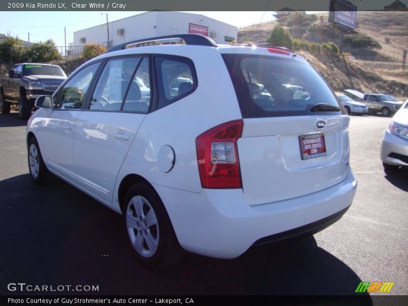 Clear White / Gray 2009 Kia Rondo LX