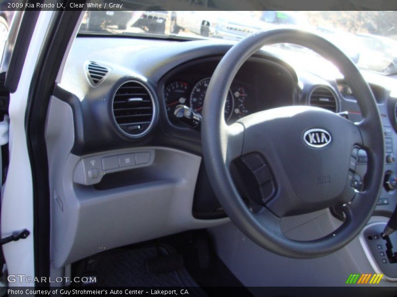 Clear White / Gray 2009 Kia Rondo LX
