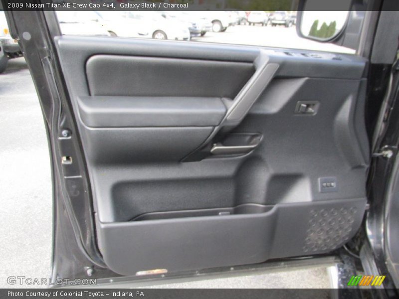 Galaxy Black / Charcoal 2009 Nissan Titan XE Crew Cab 4x4