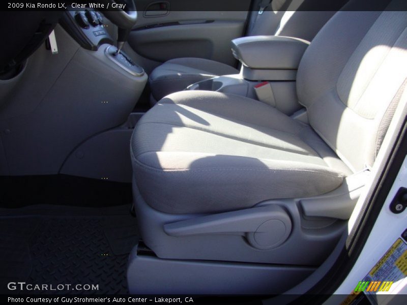 Clear White / Gray 2009 Kia Rondo LX