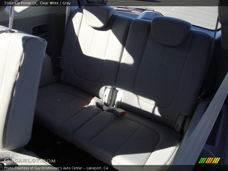 Clear White / Gray 2009 Kia Rondo LX