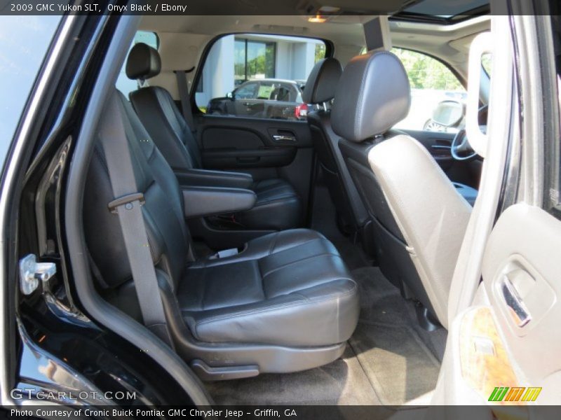 Onyx Black / Ebony 2009 GMC Yukon SLT