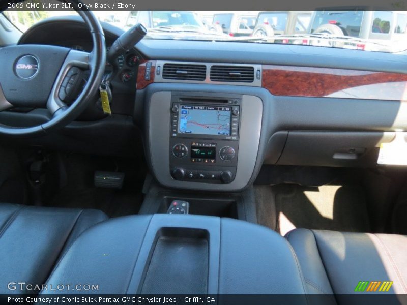 Onyx Black / Ebony 2009 GMC Yukon SLT