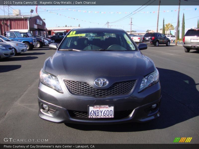 Magnetic Gray Metallic / Dark Charcoal 2011 Toyota Camry SE