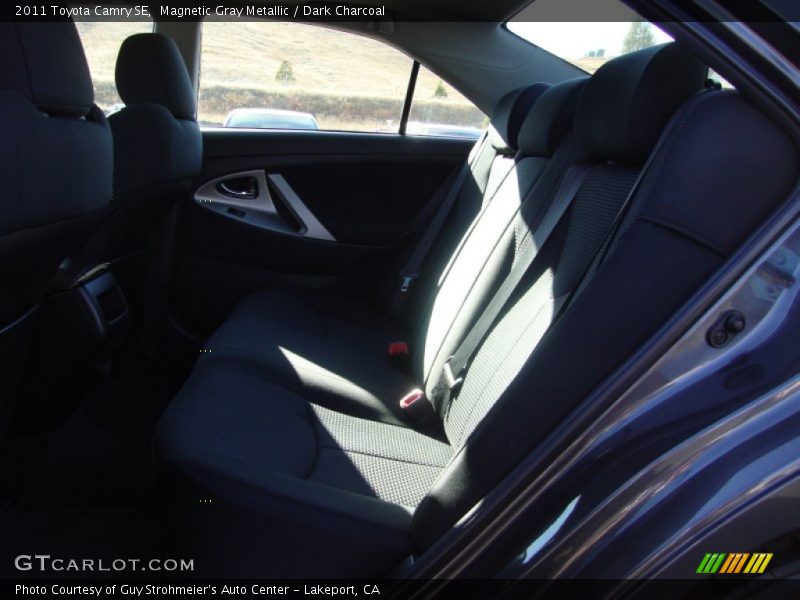 Magnetic Gray Metallic / Dark Charcoal 2011 Toyota Camry SE