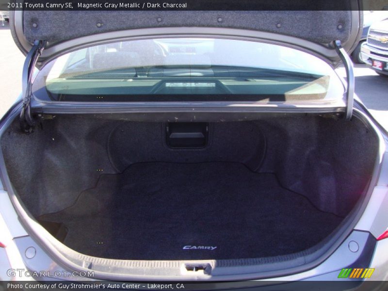 Magnetic Gray Metallic / Dark Charcoal 2011 Toyota Camry SE