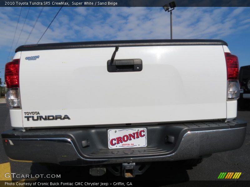 Super White / Sand Beige 2010 Toyota Tundra SR5 CrewMax
