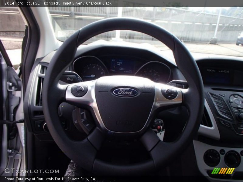 Ingot Silver / Charcoal Black 2014 Ford Focus SE Hatchback