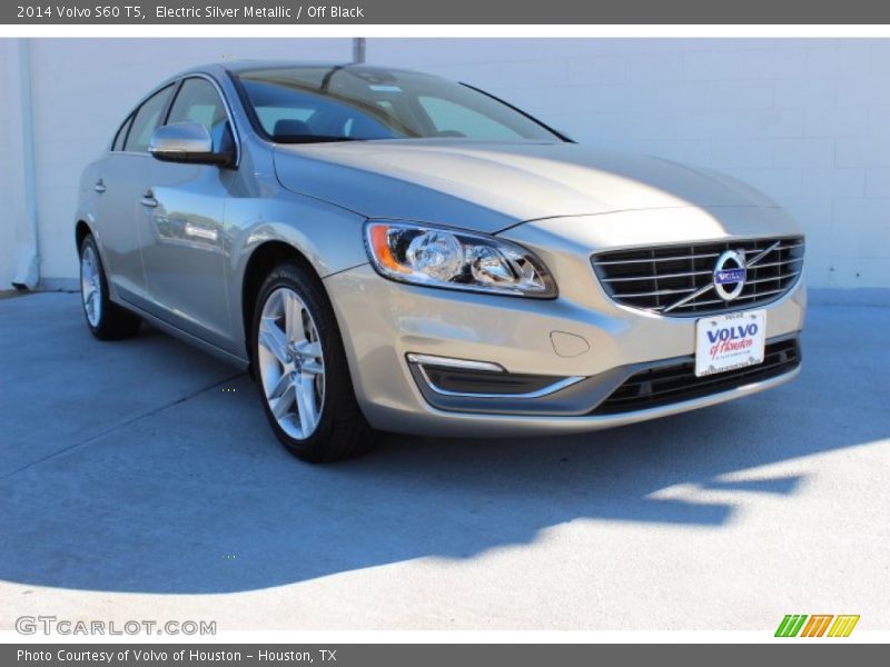 Electric Silver Metallic / Off Black 2014 Volvo S60 T5
