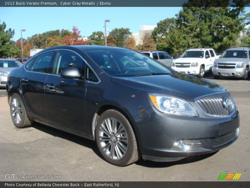Front 3/4 View of 2013 Verano Premium