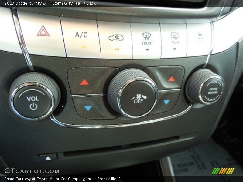 Storm Gray Pearl / Black 2013 Dodge Journey SXT