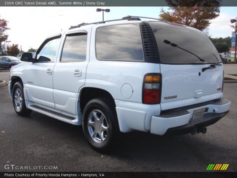 Summit White / Stone Gray 2004 GMC Yukon Denali AWD