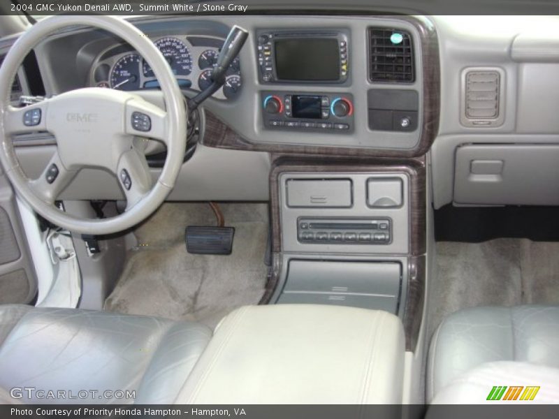 Summit White / Stone Gray 2004 GMC Yukon Denali AWD