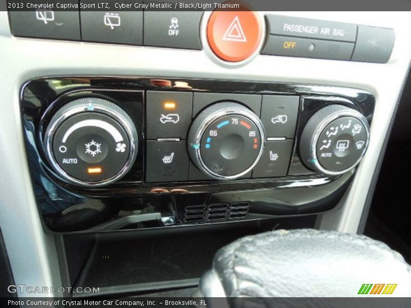 Cyber Gray Metallic / Black/Light Titanium 2013 Chevrolet Captiva Sport LTZ