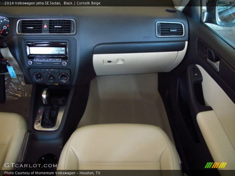 Black / Cornsilk Beige 2014 Volkswagen Jetta SE Sedan