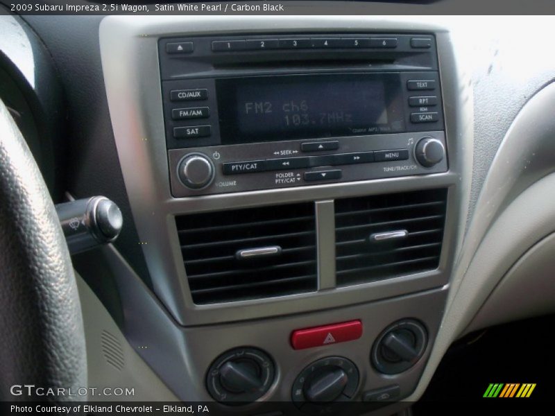 Satin White Pearl / Carbon Black 2009 Subaru Impreza 2.5i Wagon