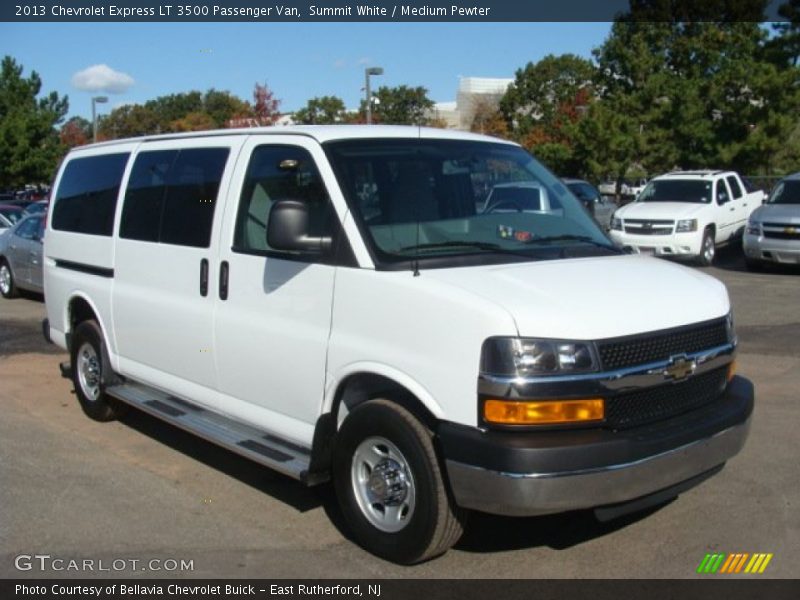 Summit White / Medium Pewter 2013 Chevrolet Express LT 3500 Passenger Van